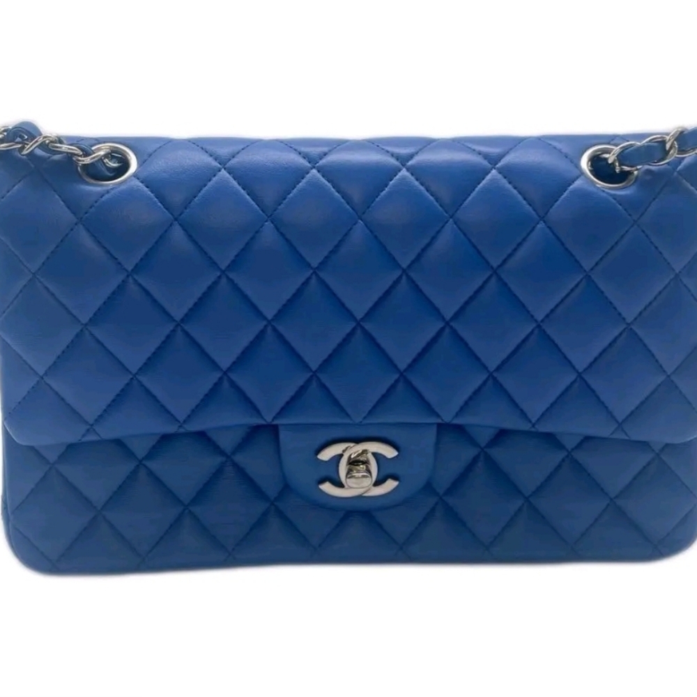 Authentic CHANEL Bag💙 - Picture 3 of 10